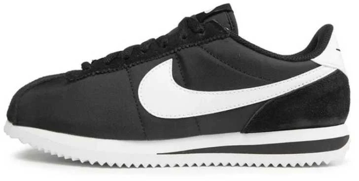 Nike bateliai
