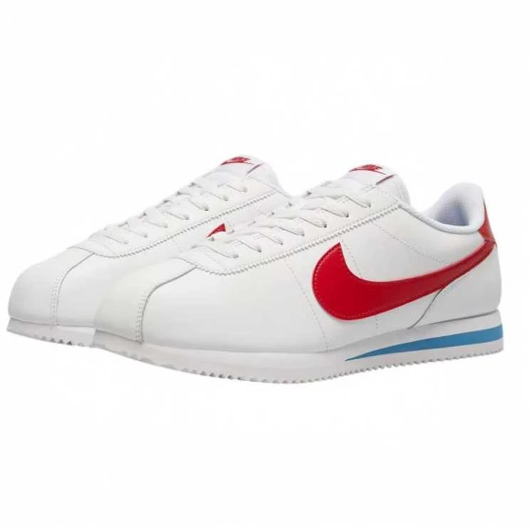 Nike bateliai