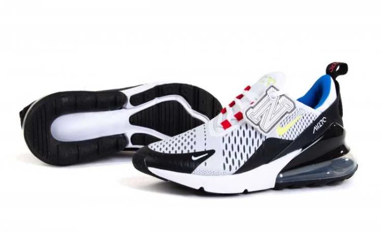 Nike bateliai