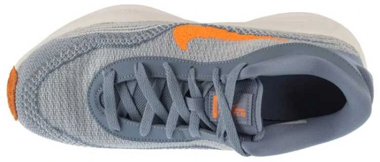 Nike bateliai