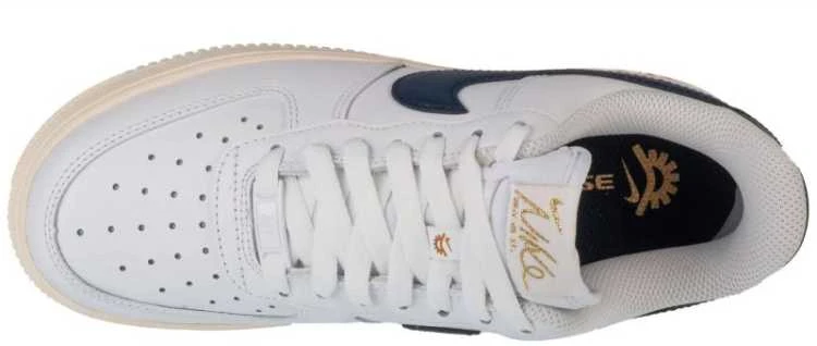 Nike bateliai