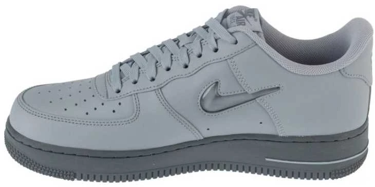 Nike bateliai