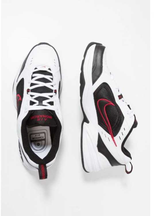 Nike bateliai