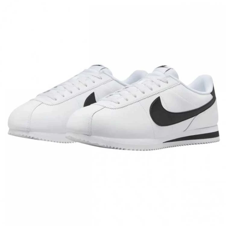 Nike bateliai