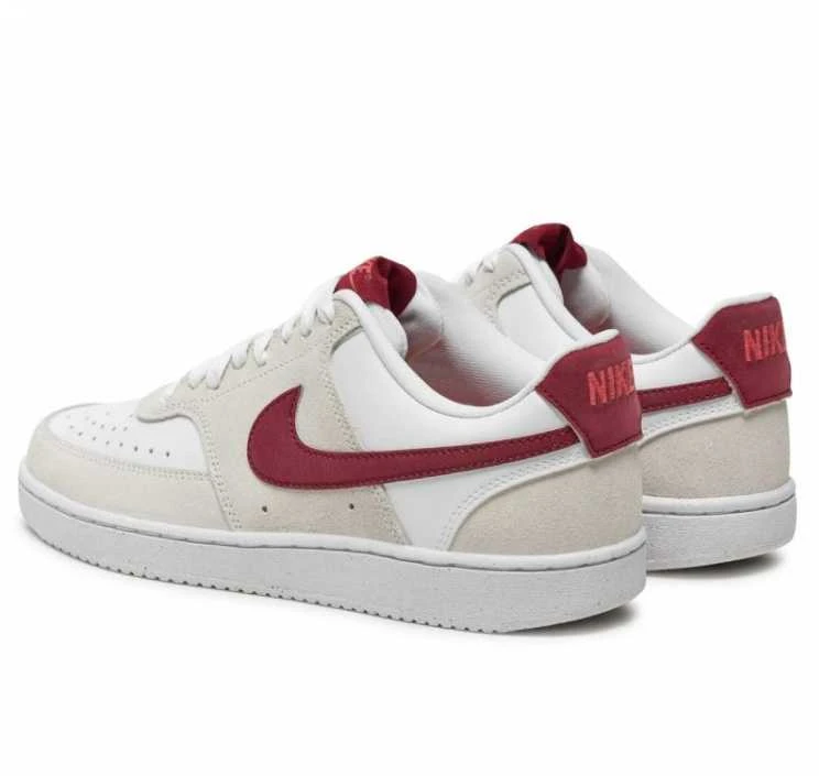 Nike bateliai