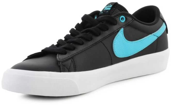 Nike bateliai