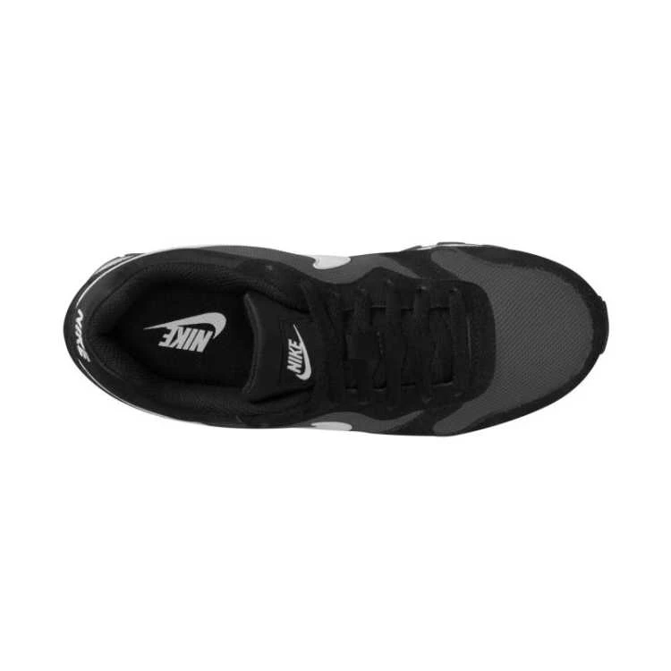 Nike bateliai