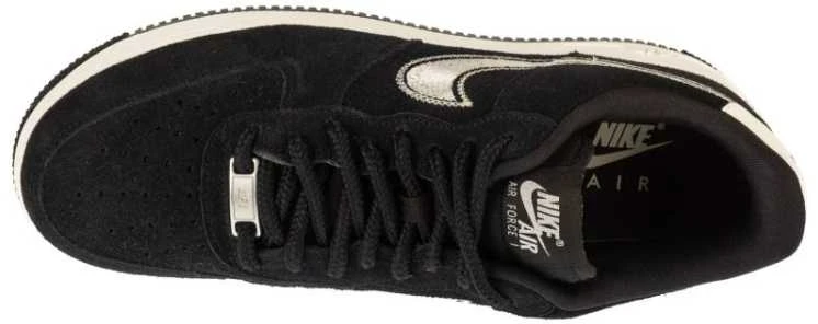 Nike bateliai