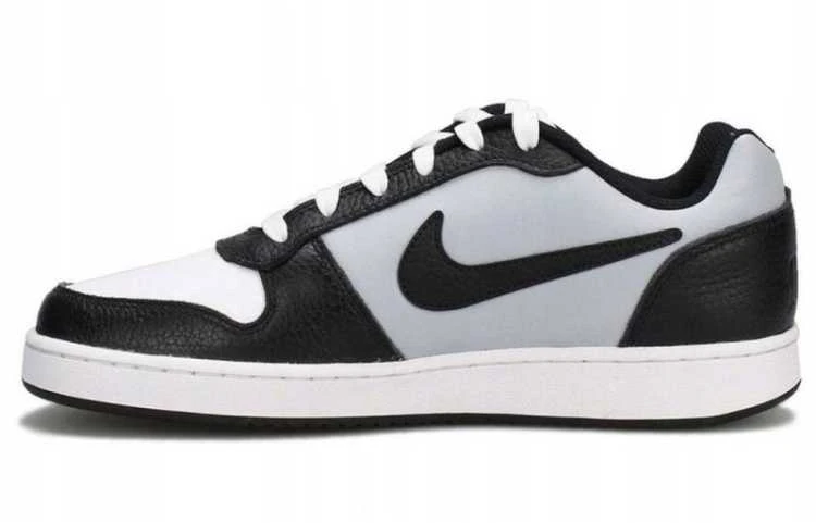 Nike bateliai