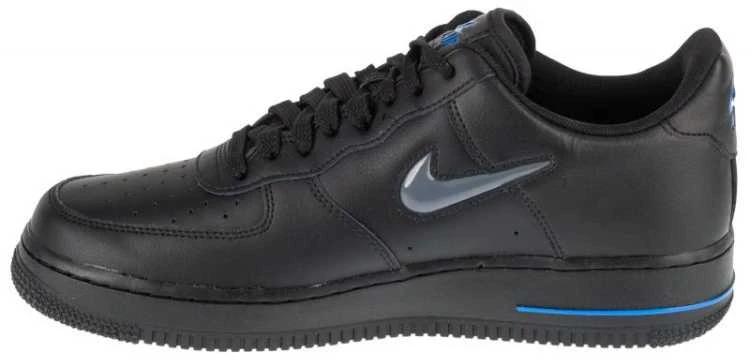 Nike bateliai