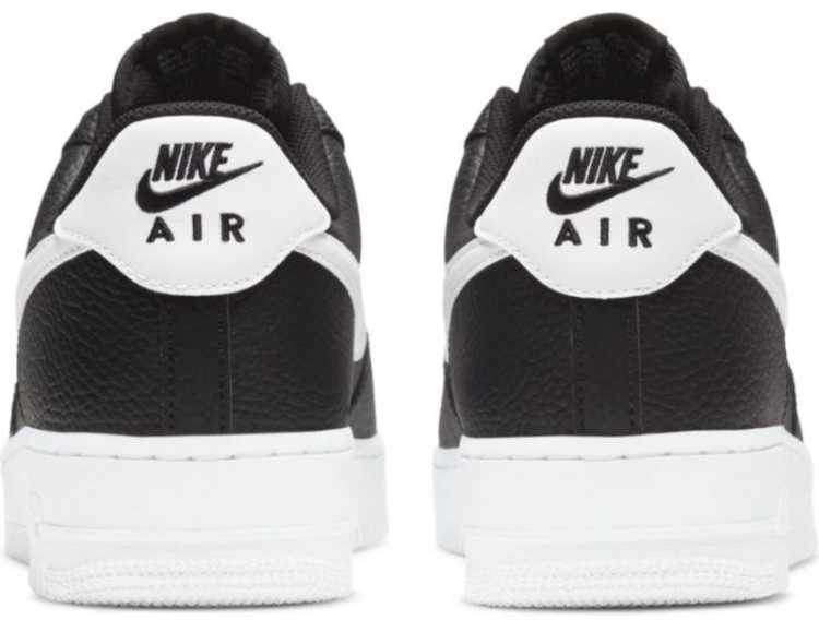 Nike bateliai