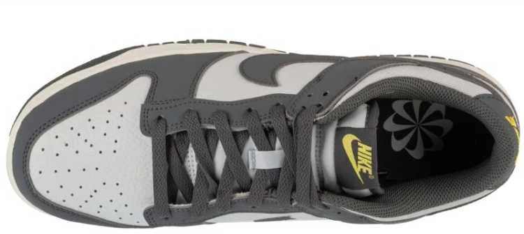 Nike bateliai