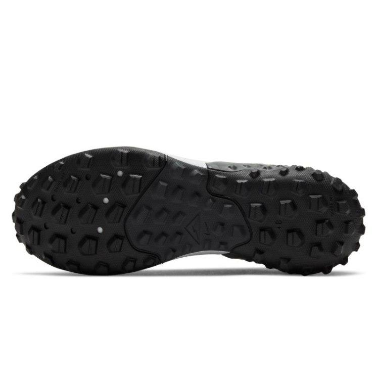Nike bateliai