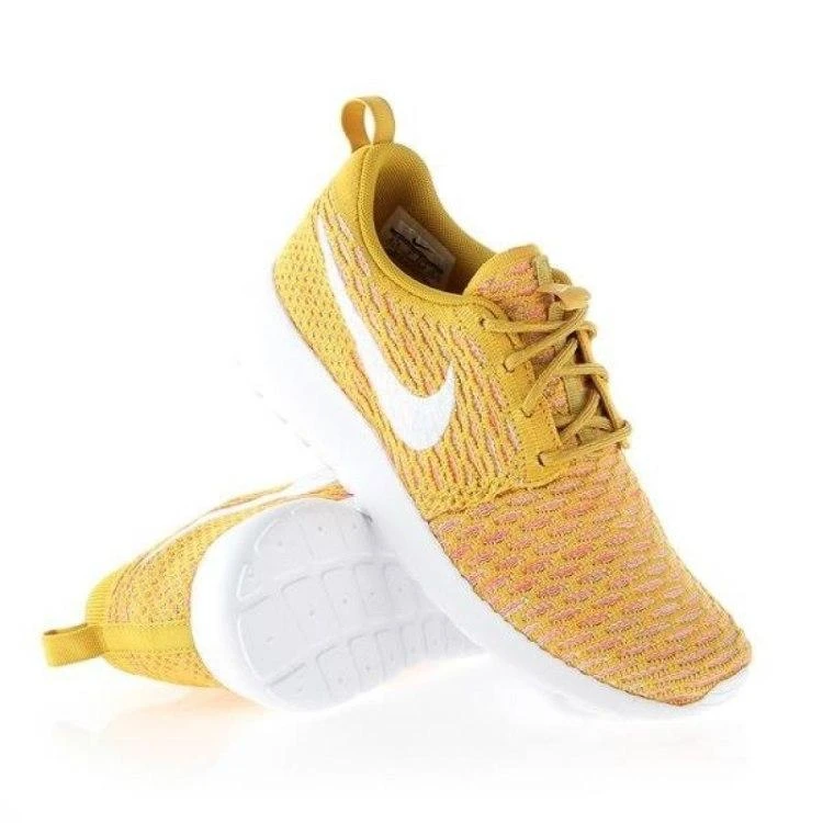 Nike bateliai