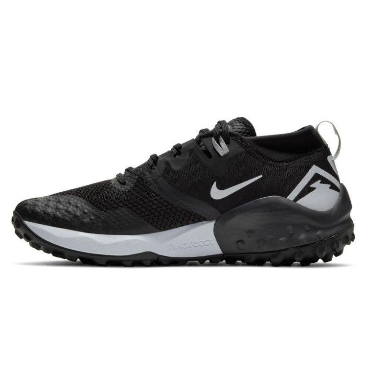 Nike bateliai