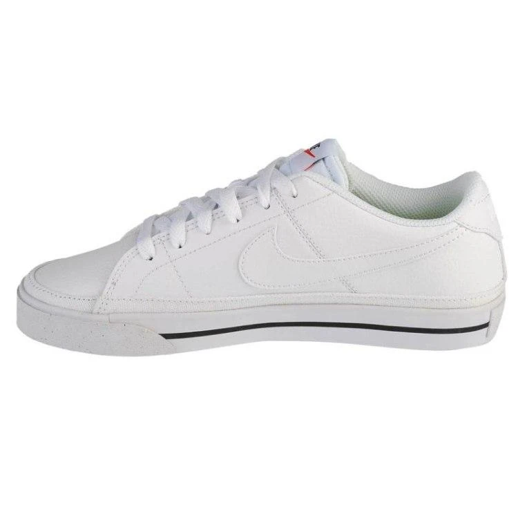 Nike bateliai