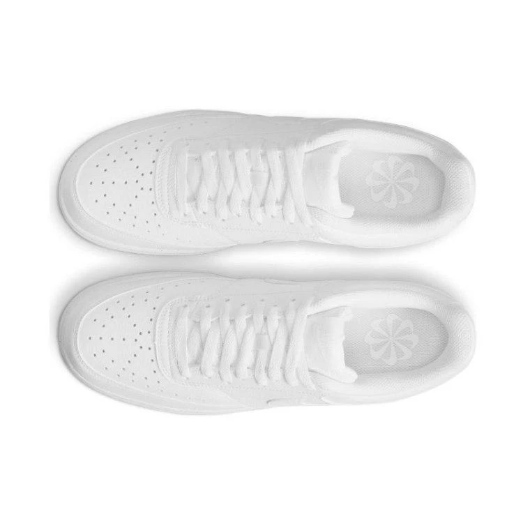 Nike bateliai
