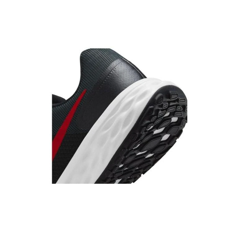 Nike bateliai