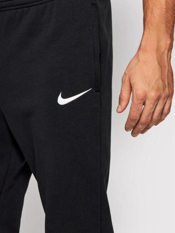 Nike kelnės