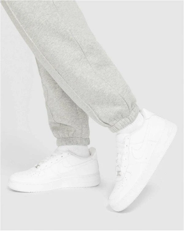 Nike kelnės