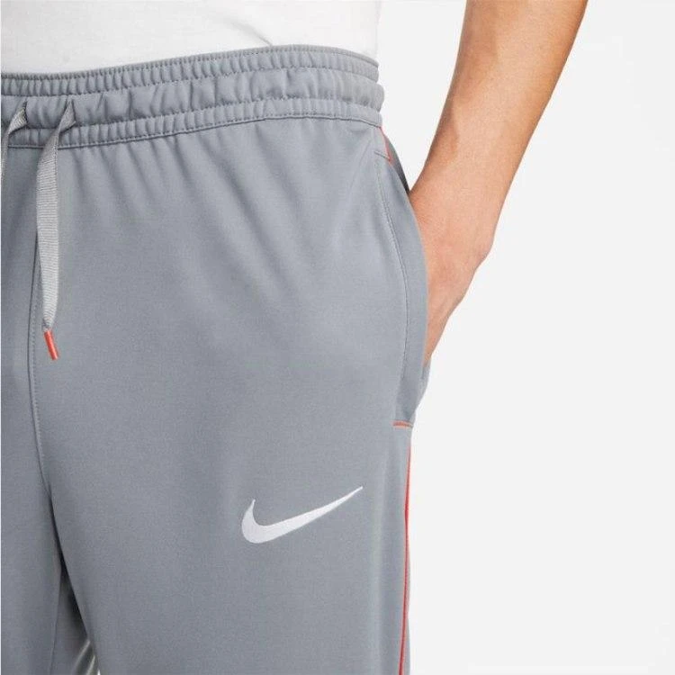 Nike kelnės