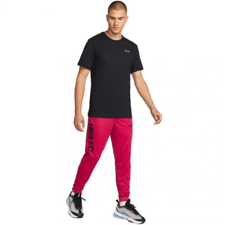 Nike kelnės