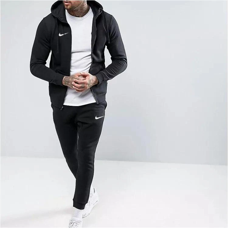 Nike sportinis kostiumas