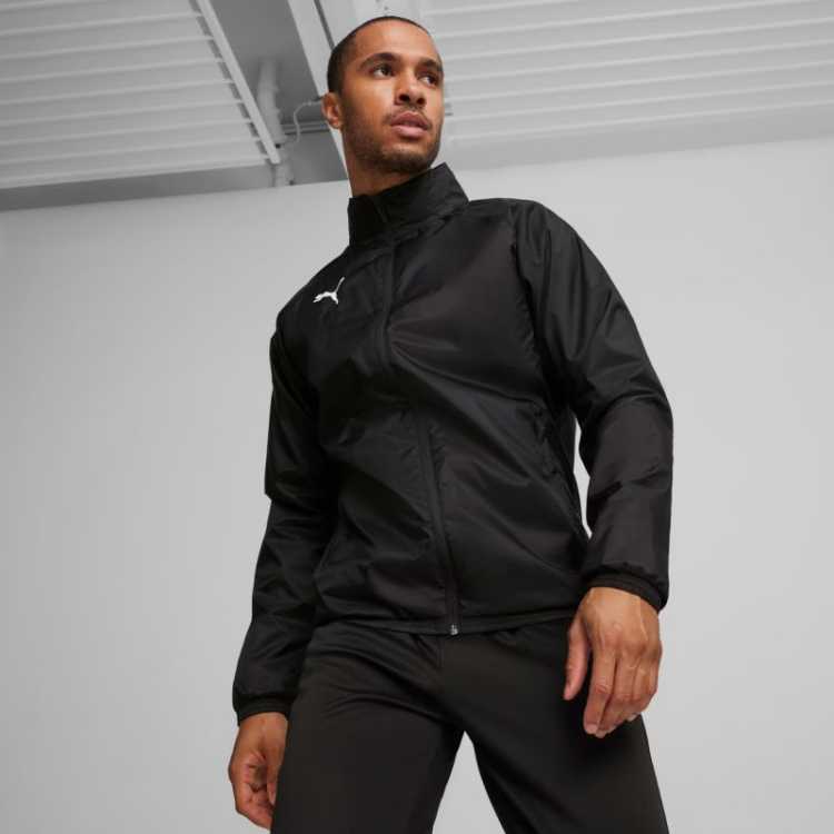 Puma striukė
