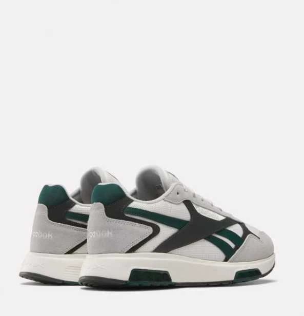 Reebok bateliai