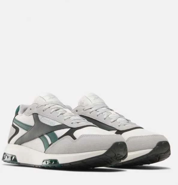 Reebok bateliai