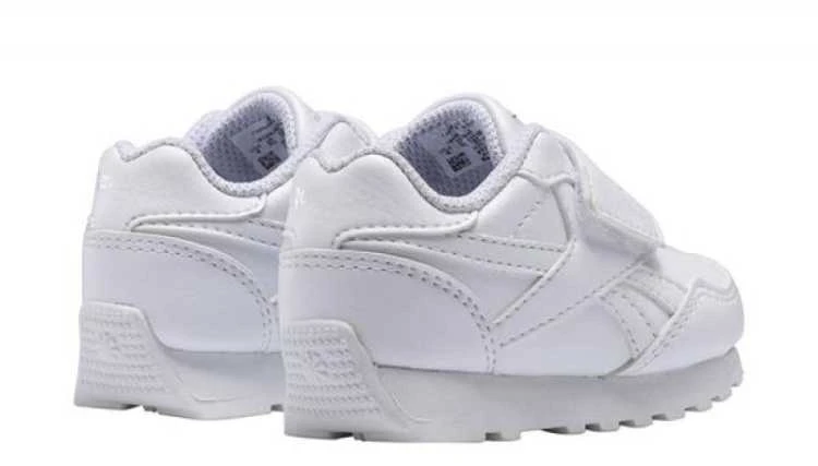 Reebok bateliai