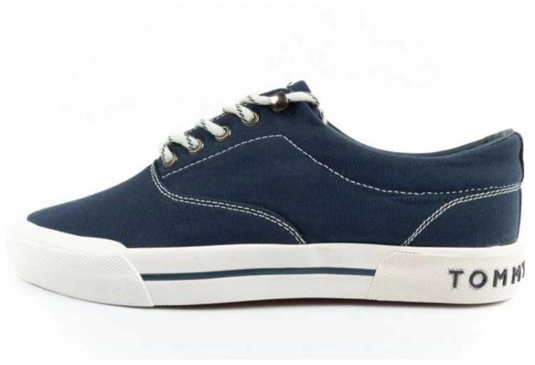 Tommy Hilfiger bateliai