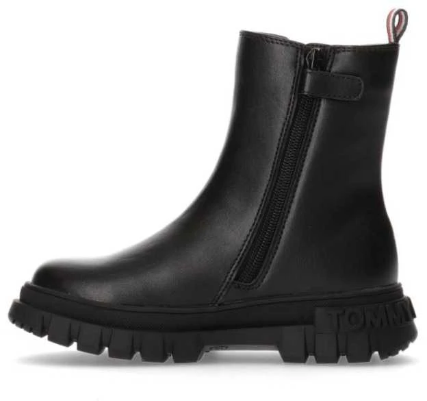 Tommy Hilfiger bateliai