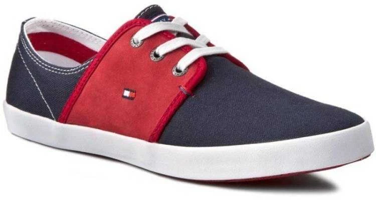 Tommy Hilfiger bateliai