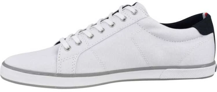 Tommy Hilfiger bateliai