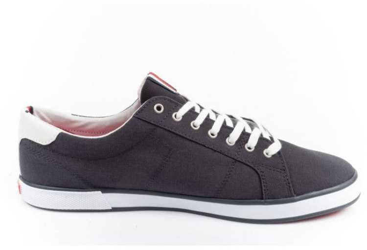 Tommy Hilfiger bateliai