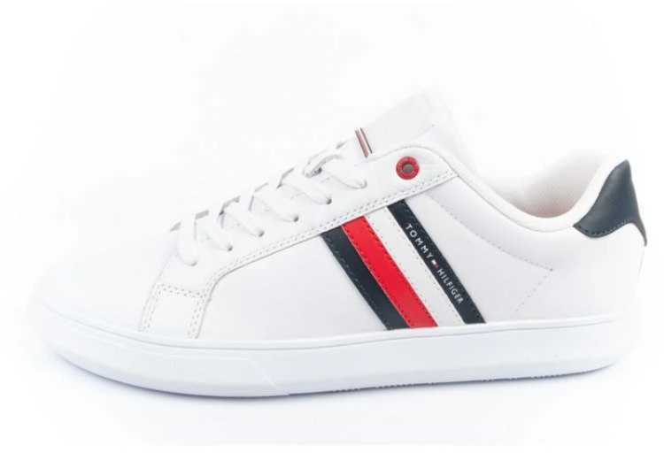 Tommy Hilfiger bateliai