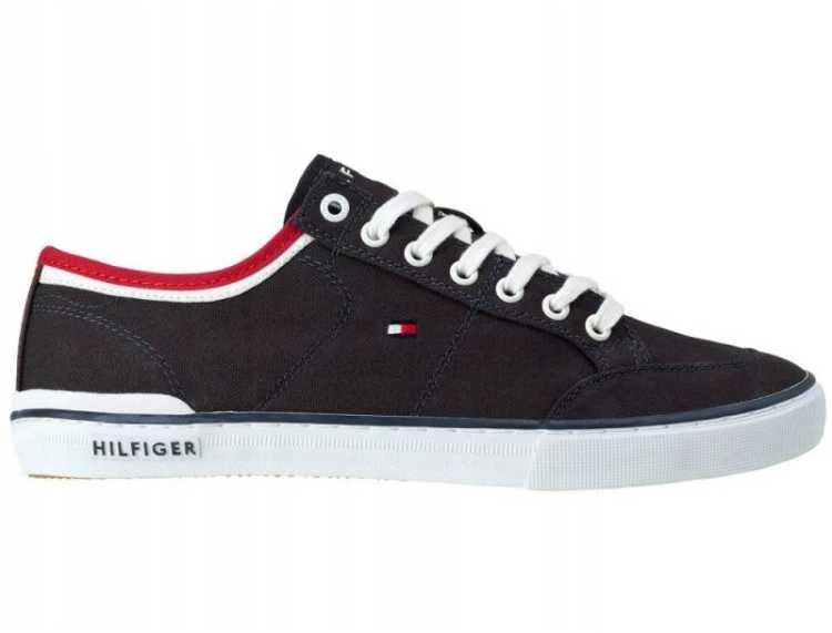 Tommy Hilfiger bateliai