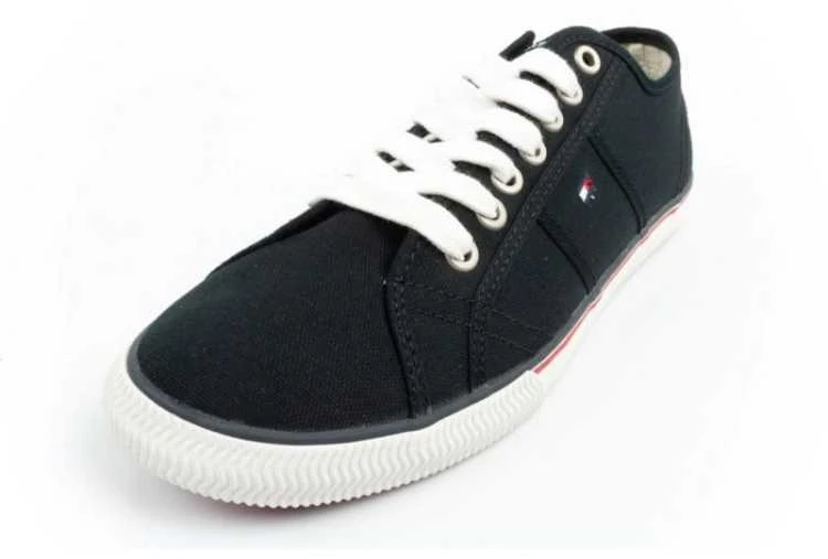 Tommy Hilfiger bateliai