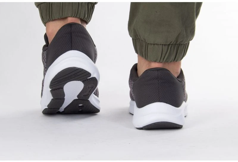 Under Armour bateliai