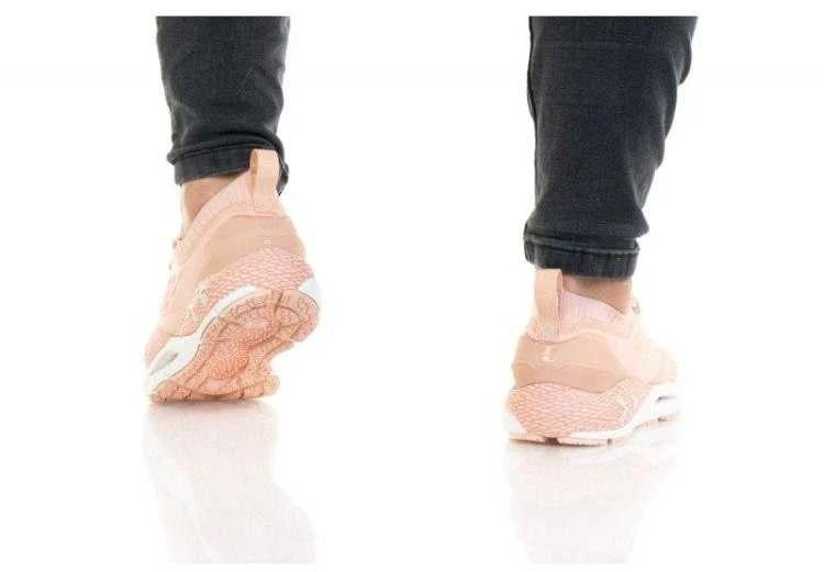 Under Armour bateliai