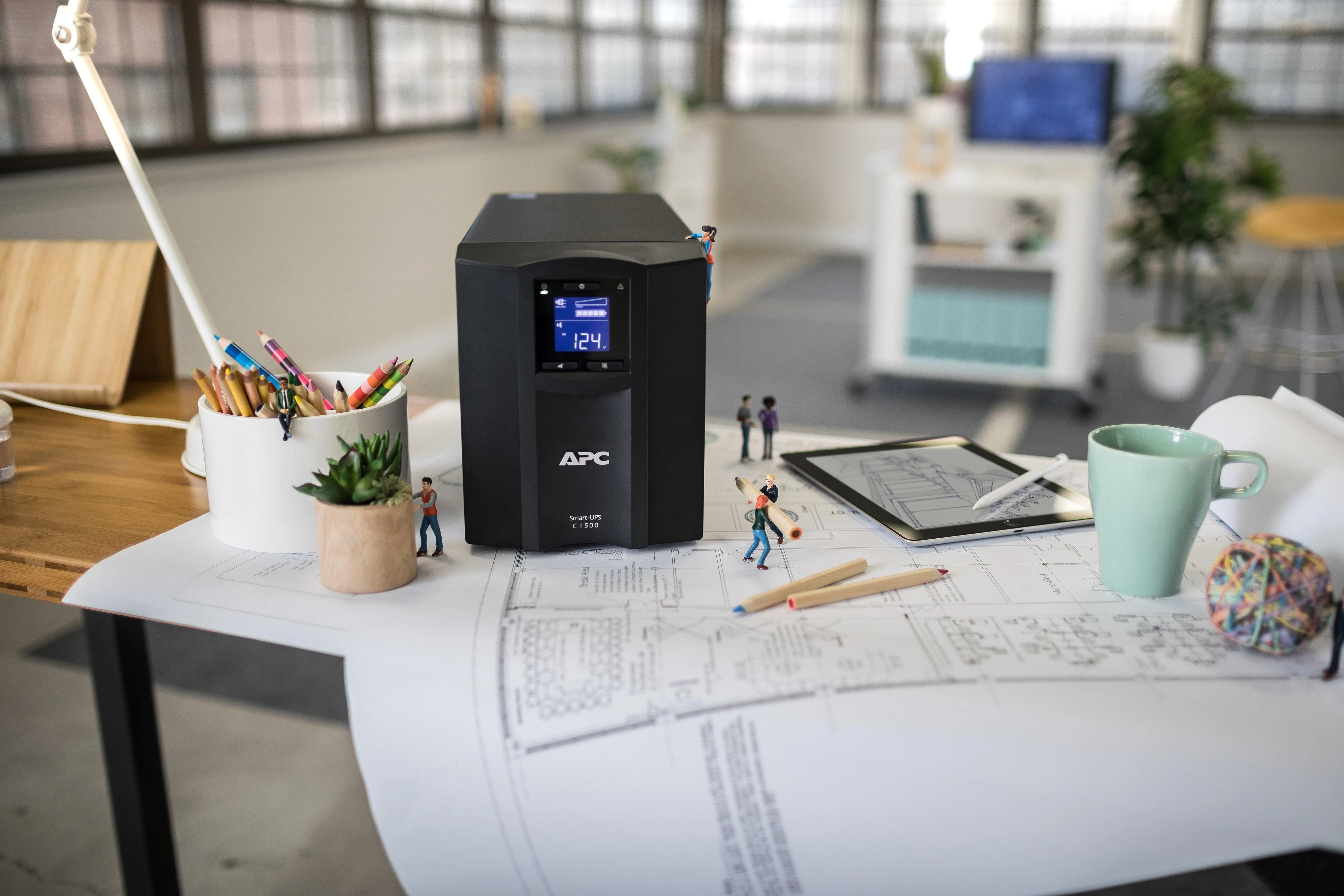 APC SMART-UPS C 1500VA LCD 230V SU SMARTCONNECT