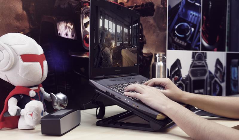 Aušinimo stovas po nešiojamuoju kompiuteriu Cooler Master Ergostand IV R9-NBS-E42K-GP (15,6 colio, 17,x colio, 1 ventiliatorius, taip)