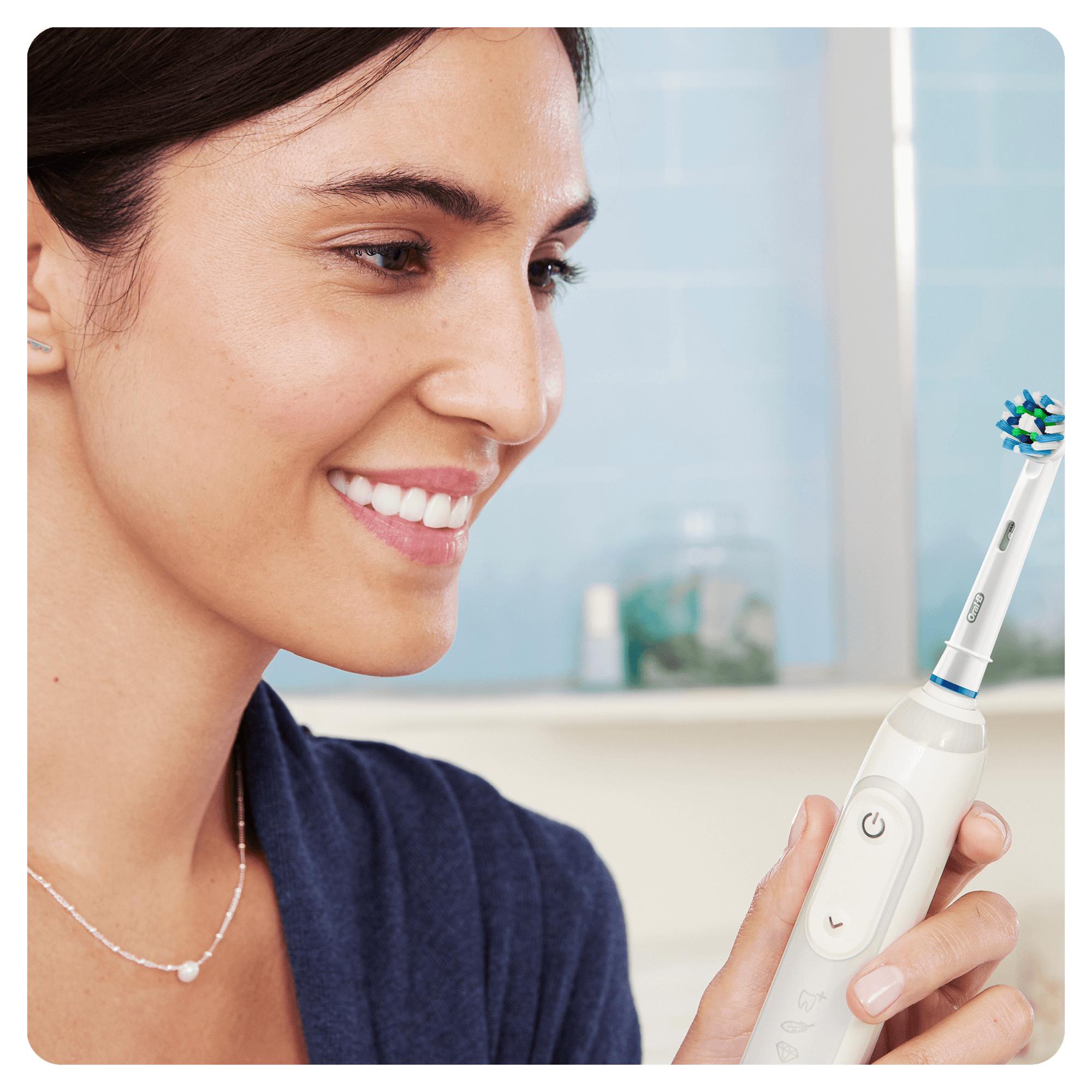 Dantų šepetėlis Oral-B CrossAction 80248026 dantų šepetėlio galvutė 2 vnt Mėlyna, Balta