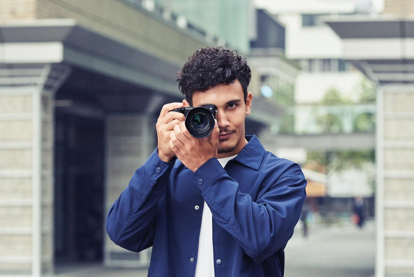Sony α 6400 + SELP1650 MILC 24,2 MP CMOS 6000 x 4000 pikseliai Juoda