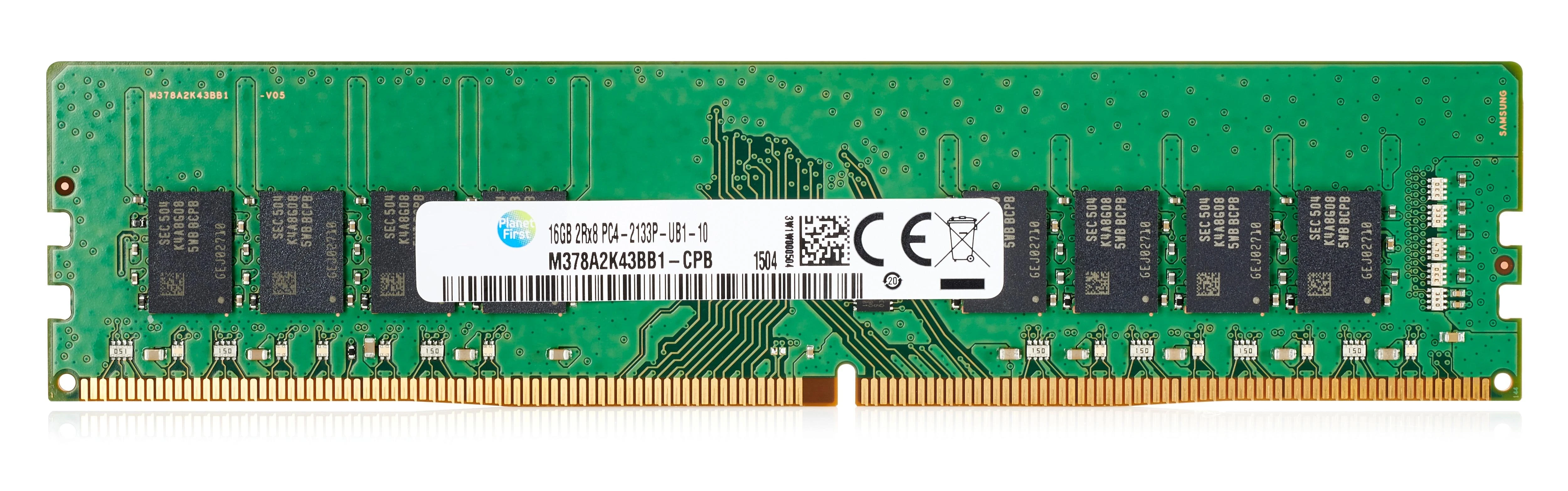 Žalia DDR4 RAM atminties plokštė su serijos numeriu