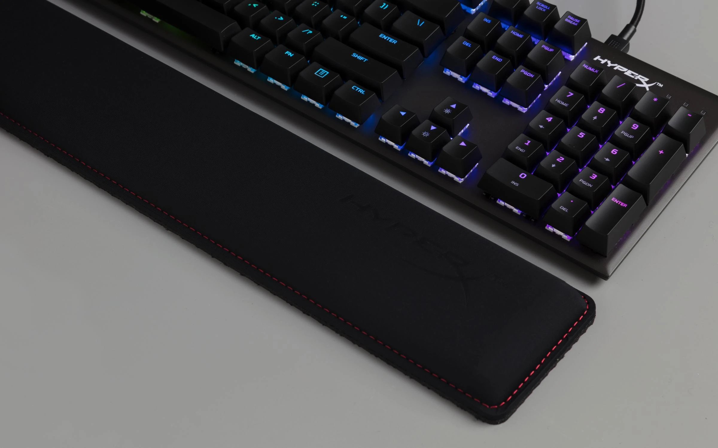 HyperX Wrist Rest, klaviatūros riešo atrama