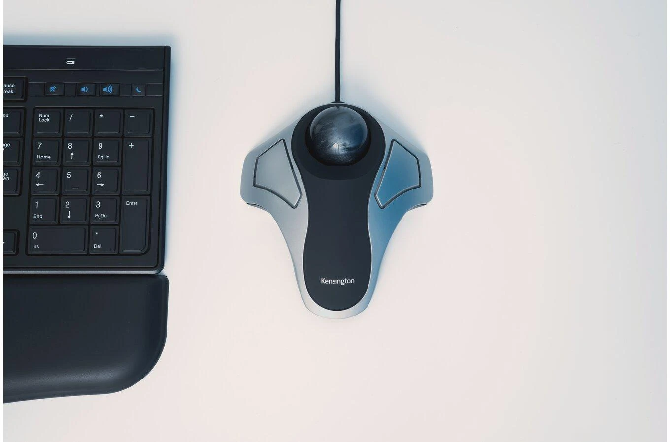 Pelė Leitz KENSINGTON Orbit Optinė Trackball juodas metallic