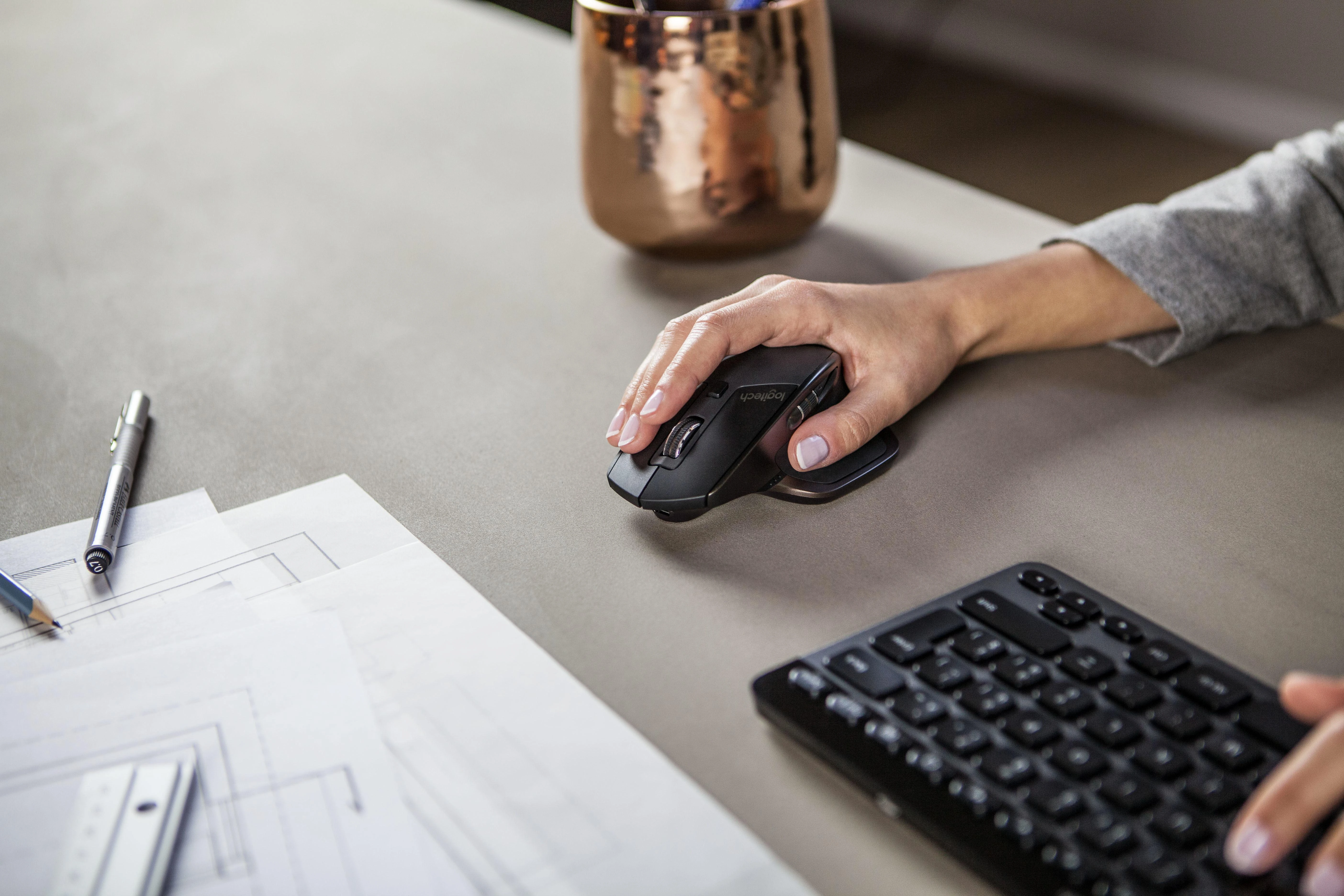 Belaidė pelė Logitech MX Master. Juoda