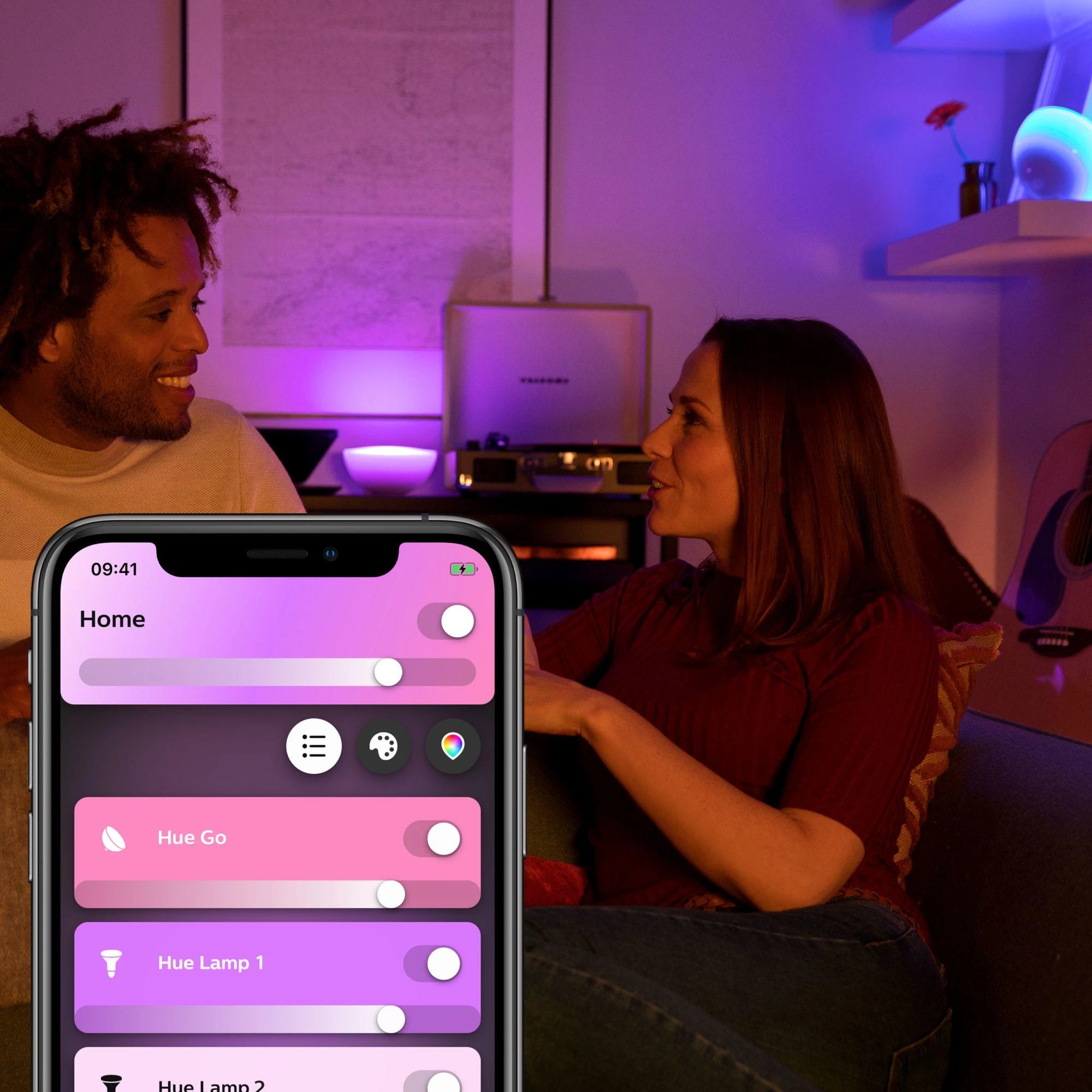 Nešiojamasis šviestuvas Philips Hue Go (Balta/spalvota)